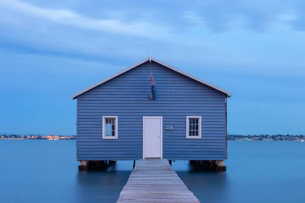 Blue Boat House Perth Atardecer Nublado —  Fotos de Stock