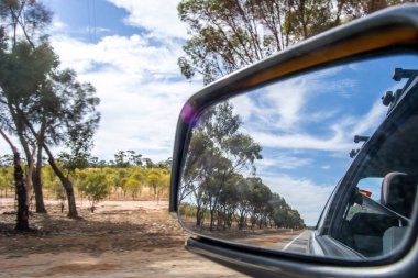 Arka arka arkaya arka ayna manzara