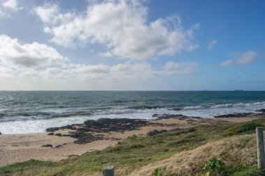 Güneşli bir günde Avustralya Perth bir plaj Manzara