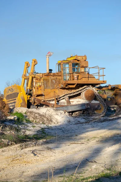 Anciennes Machines Abandonnées Dans Endroit Désertique Australie Coucher Soleil — Photo