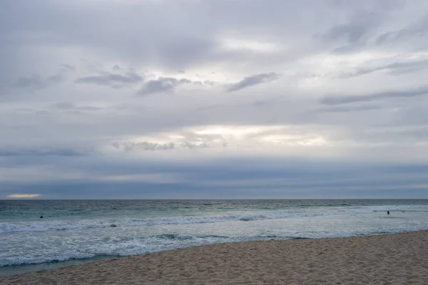 Horizontale Landschaft Eines Strandes Bewölkten Tageslicht — Stockfoto