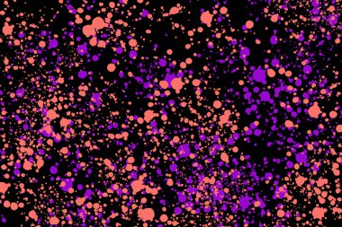 Neon mor ve mercan rasgele yuvarlak boya siyah arka plan üzerinde sıçramaları. Web tasarımı, web sitesi, sunumlar, dijital baskı, moda veya konsept tasarımı için soyut renkli doku.