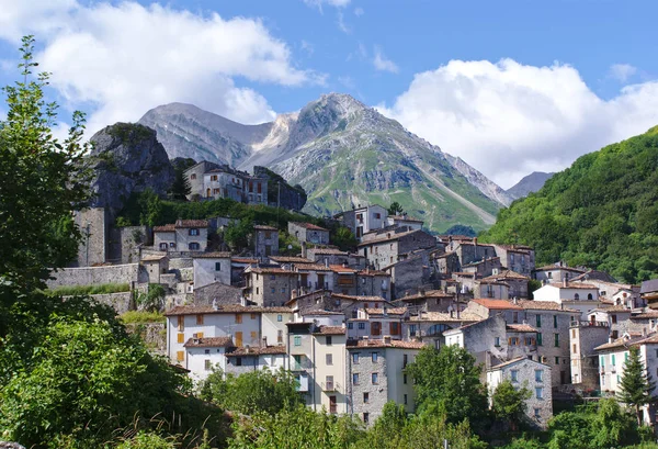 Gran Sasso Milli Parkı ve Italya 'daki Monti della Laga