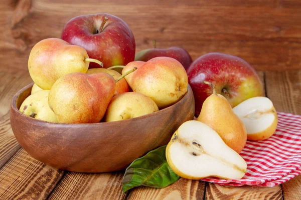 Red Apple Pear Bowl Cup Red Napkin Old Rustic Wooden — Stock Photo, Image