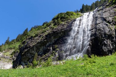 Stilluptal Vadisi Şelalesi, Zillertal Alpleri Doğa Parkı, Avusturya, Tirol