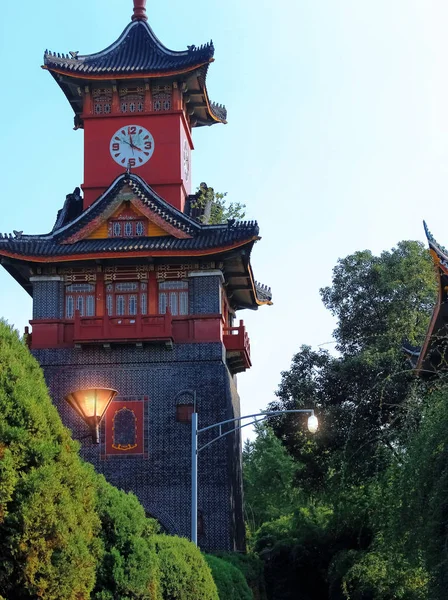 Güneybatı Çin Çince Özelliklere Sahip Eski Binalar Vardır Çan Kulesi — Stok fotoğraf