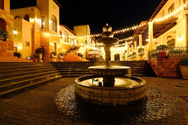 Valle Toscana Khaoyai Tailandia Por Noche Con Luces Naranjas —  Fotos de Stock