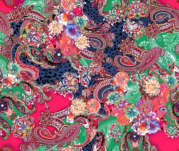 Impressão de moda para roupas. Padrão paisley étnico sem costura . — Fotografia de Stock