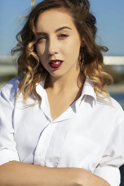 Retrato Uma Bela Menina Triste Closeup — Fotografia de Stock