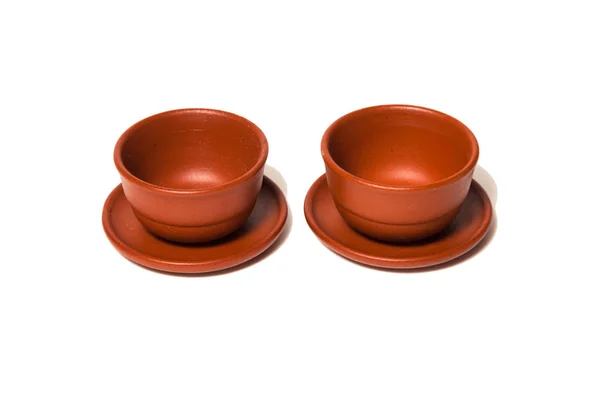 茶色の粘土のカップとお皿 お茶の概念 — ストック写真