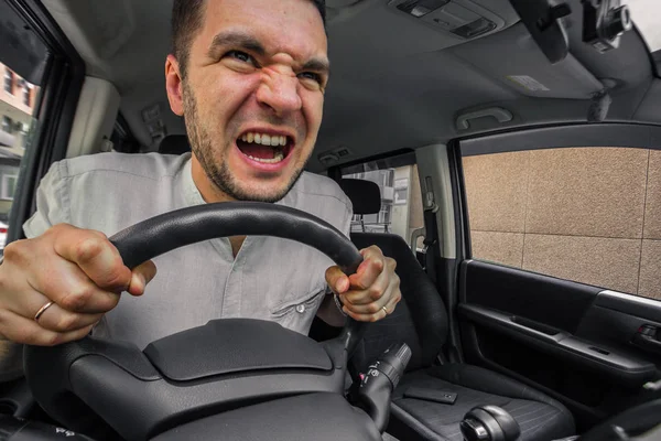 Osoby Emocjonalne Kierowca Samochodu Krzyczy Kogoś Korku Pojęcie Histerii Złamane — Zdjęcie stockowe