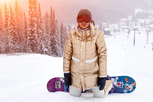 Ρωσία Sheregesh 2018 Επαγγελματική Κορίτσι Snowboarder Φωτεινό Αθλητικά Είδη Και — Φωτογραφία Αρχείου