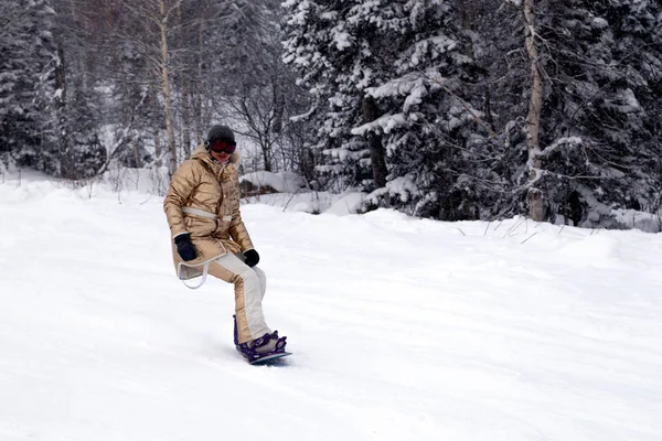 Ρωσία Sheregesh 2018 Γυναίκα Επαγγελματίας Snowboarder Φωτεινό Αθλητικά Είδη Και — Φωτογραφία Αρχείου