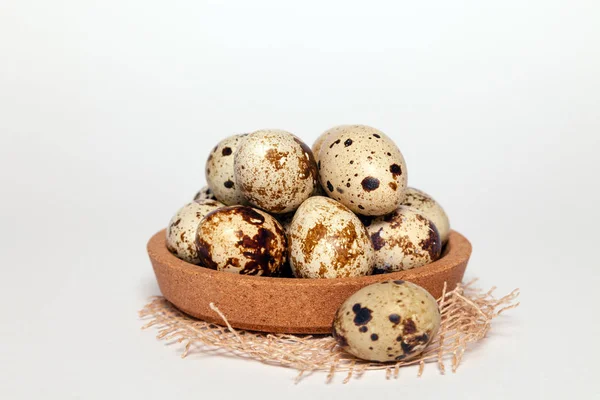 Closeup Easter Small Fresh Textural Quail Eggs Wooden Bowl Textile — Stock Photo, Image