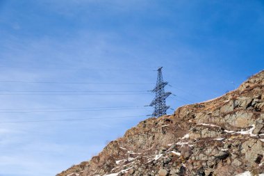 Yüksek voltaj iletim sonrası güç hattı, elektrik dağıtımı.