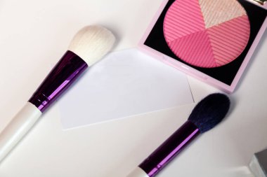 Closeup koleksiyonu profesyonel kozmetik makyaj sanatçısı