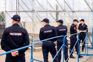 Rusya Kemerovo 2019-07-27 Rus Muhafızları'nın erkek çalışanları i