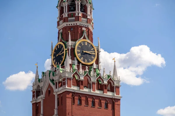 Russia Moscow 2019-06-17 The Red Square. Kremlin. Spasskaya Towe — Stock Photo, Image