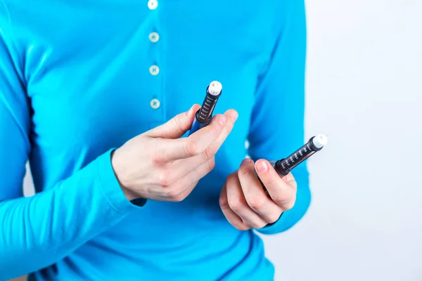 Hands Woman Holding Insulin Pens White Background — Stock Photo, Image