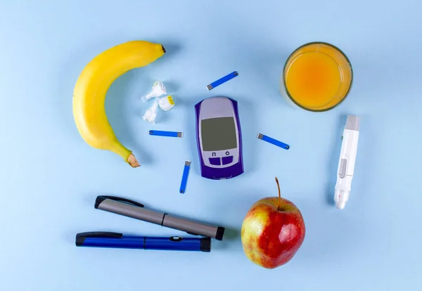 Plumas Insulina Para Diabetes Con Plátano Manzana — Foto de Stock