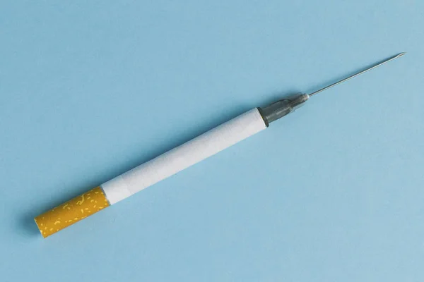 Cigarette Needle Injections Blue Background Concept Tobacco Cigarette Nicotine Drug — Stock Photo, Image