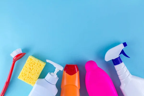 Botellas Aerosoles Para Limpiar Casa Esponjas Colores Para Lavar Los — Foto de Stock