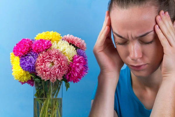 Concetto Allergia Allergia Fiori Fioriscono Polline Cefalea Delle Allergie — Foto Stock