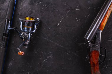 Balıkçılık avcılık vs. Erkek hobileri ve açık rekreasyon. Üstten görünüm, kopya alanı 