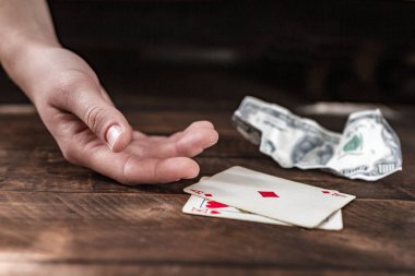 Kart bağımlılığı. Bağımlılık Poker, kumar. Kumar kavramı