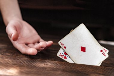 Kart bağımlılığı. Bağımlılık Poker, kumar. Kumar kavramı