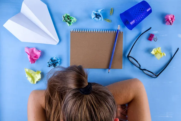 Crisi Creativa Idea Giovane Donna Stanca Stressata Sente Esausta Mancanza — Foto Stock