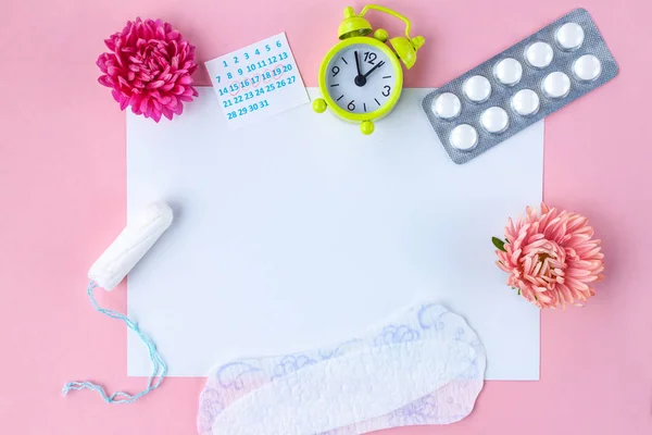 Tampons Menstruation Alarm Clock Women Calendar Feminine Pads Pain Pills — Stock Photo, Image