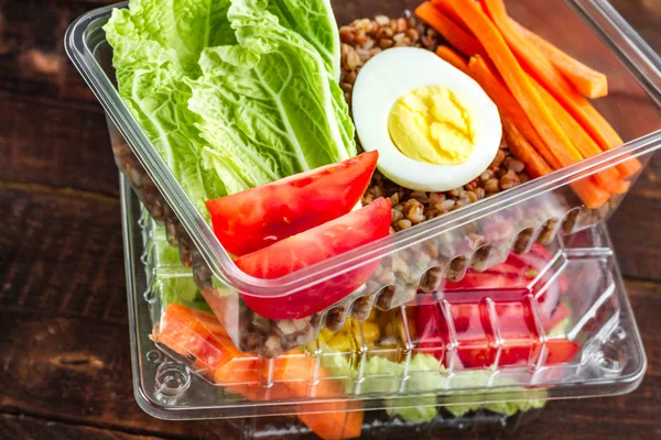 Diety Zdrowy Posiłek Plastikowym Pojemniku Jeść Właściwej Koncepcji Przekąska Pracy — Zdjęcie stockowe