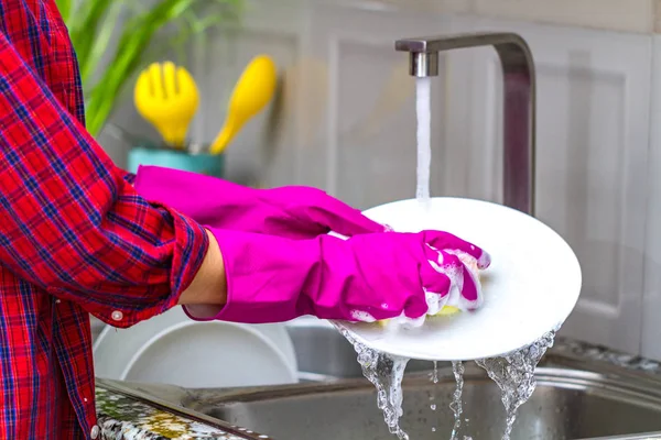 Woman Rubber Colored Gloves Washing Dishes Kitchen Close Housewife Hands — Stock Photo, Image