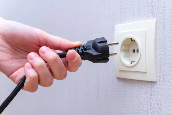 Bereit Sich Verbinden Stecker Elektrisch Schwarze Steckdose Der Wand — Stockfoto