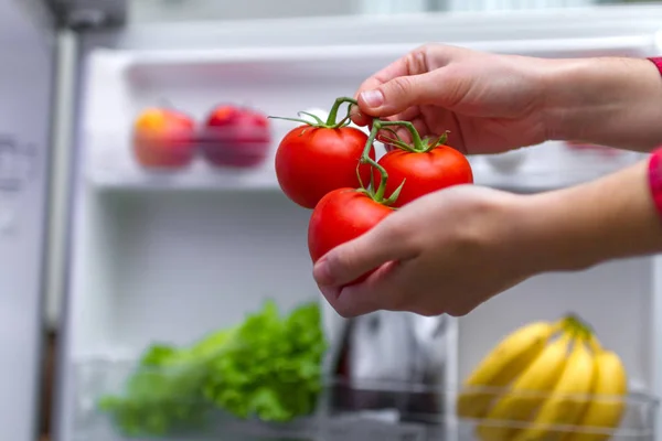 Housewife Puts Tomatoes Refrigerator Food Storage Refrigerator Proper Healthy Food — Stock Photo, Image