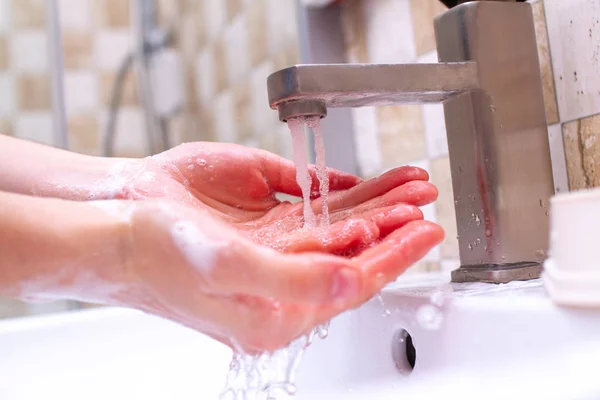 Higiene Persona Baño Limpieza Lavado Manos Con Jabón — Foto de Stock