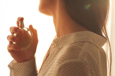 Bluz şık kadın favori parfüm cl bir şişe püskürtme