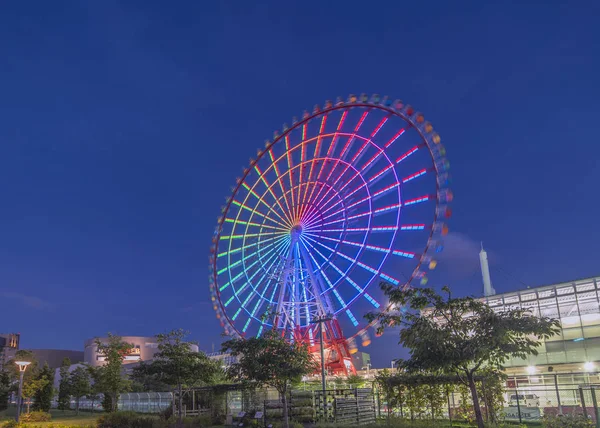 Tokyo Japan Augusti 2018 Odaiba Upplyst Palette Town Pariserhjul Vid — Stockfoto