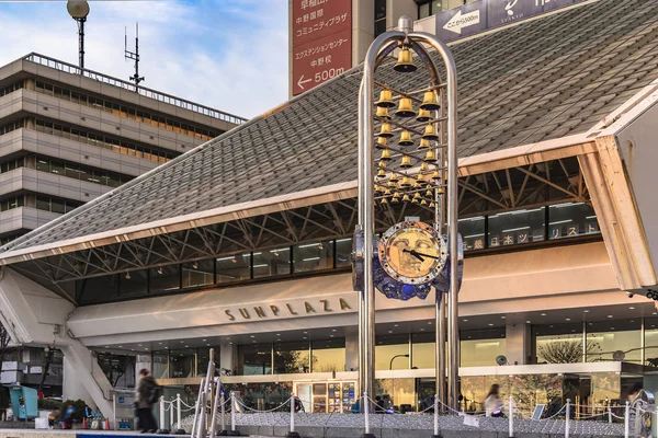 Tokio Japan Dezember 2019 Uhrendenkmal Des Sun Plaza Gebäudes Nordausgang — Stockfoto