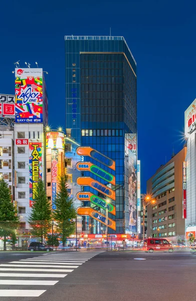東京都 2020年8月27日 17年間の電気街に位置し 象徴的なビデオゲームアーケードセガ秋葉原2号館は コロナウイルスパンデミックのため2020年8月に閉鎖されました — ストック写真