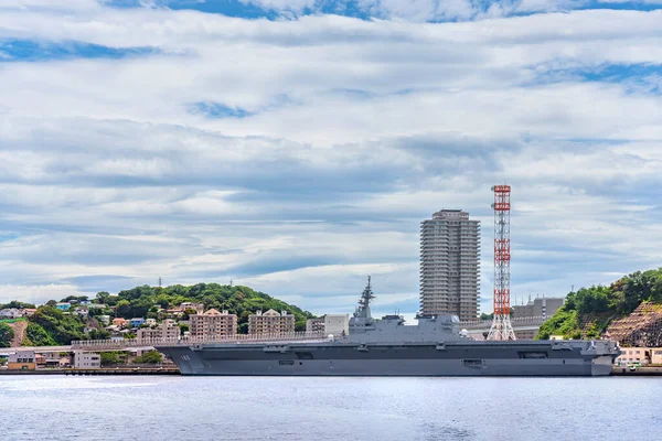 Yokosuka Japonia Lipiec 2020 Japoński Niszczyciel Izumo Ddh 183 Śmigłowiec — Zdjęcie stockowe