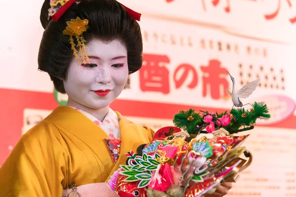 Asakusa Japonia Listopad 2019 Zbliżenie Japonkę Kimono Której Twarz Jest — Zdjęcie stockowe