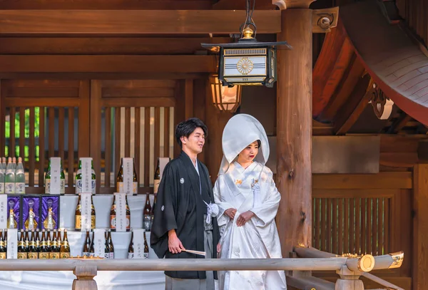 Tokyo Japão Outubro 2020 Casamento Tradicional Xintoísmo Japonês Casal Quimono — Fotografia de Stock