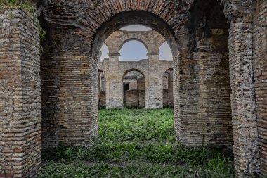 Antik Roma duvar ve gözlerden Harabeleri