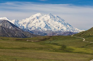 MT Mckinley taşlı tepe Overlook Denali Milli Parkı'nda Alaska üzerinden