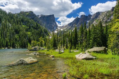 Rüya Gölü Rocky Dağı Milli Parkı'nda Colorado