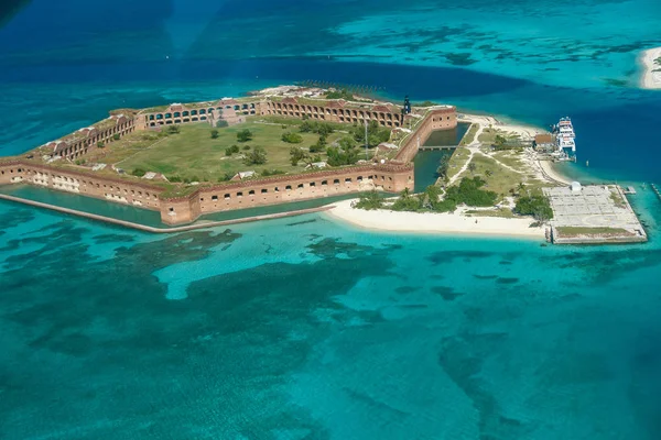 Vistas aéreas en el Parque Nacional Dry Tortugas en Florida, Estados Unidos —  Fotos de Stock