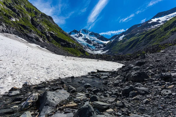 Byron-Gletscherpfad im Chugach-Nationalwald in Alaska, Vereinigte Staaten — Stockfoto