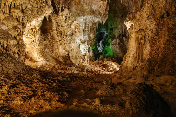 Stort rum i Carlsbad Caverns National Park i New Mexico, Förenta staterna Stockfoto